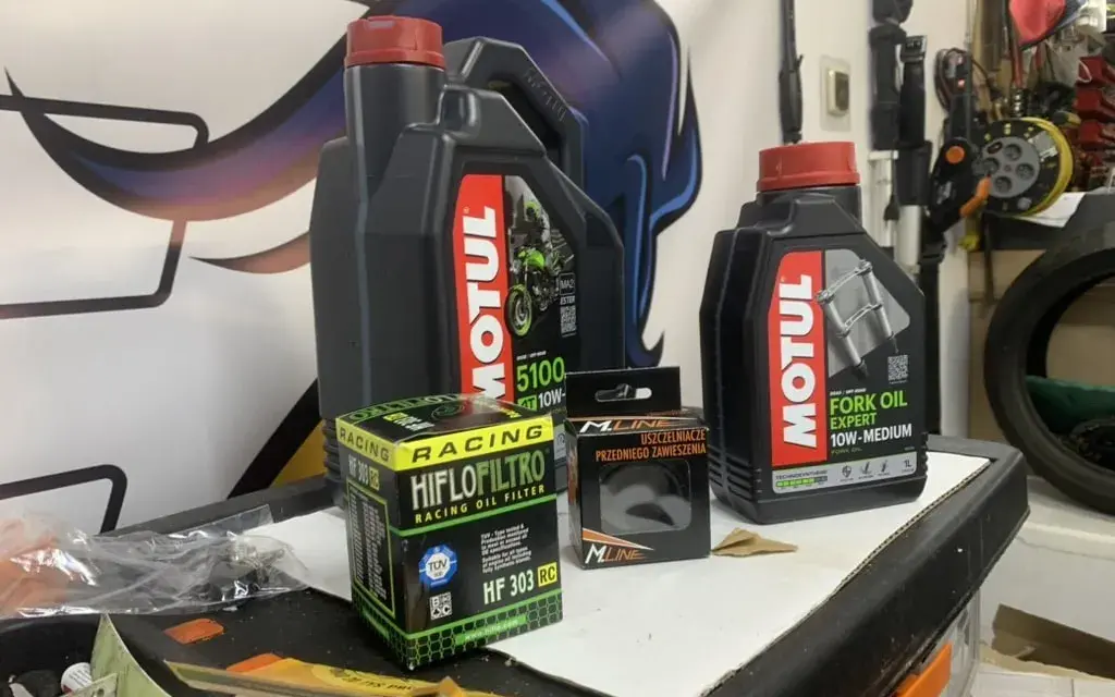 MOTUL 7100 - najlepszy olej syntetyczny dla Twojego motocykla
