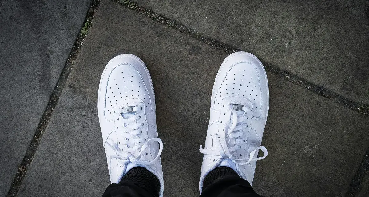 Jak się pierze buty, aby ich nie zniszczyć - skuteczne metody czyszczenia