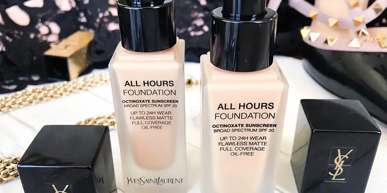 Dwie buteleczki YSL All Hours Foundation. Jak dobrać odcień? Idealny makijaż na 24h.