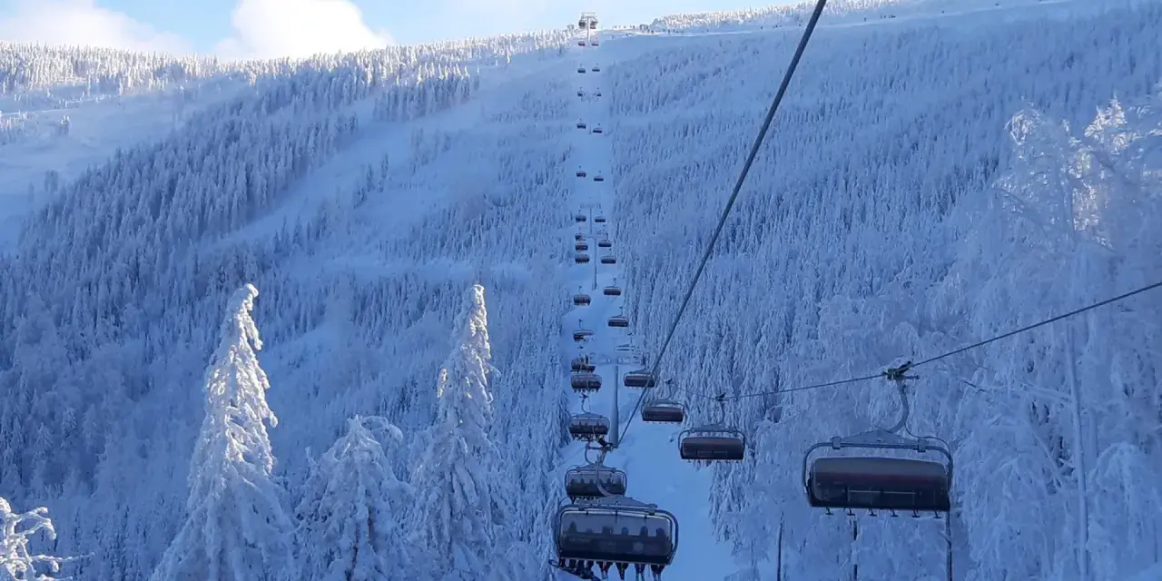Beskid Śląski: Narty dla każdego! Stoki, skipassy 2026, atrakcje