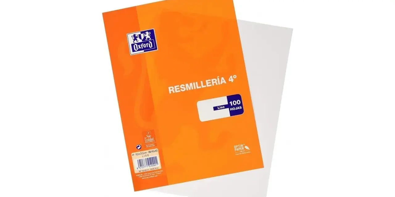 Resmilllería Oxford 4º, tamaño 15,5x21,5 cm, 100 hojas lisas. El tamaño de medio folio es 15,5x21,5 cm.