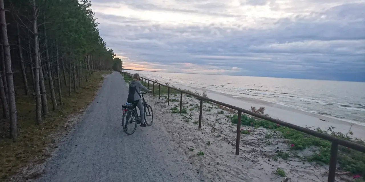 Ile km z Gdańska do Krynicy Morskiej? Sprawdź różne trasy i czasy podróży