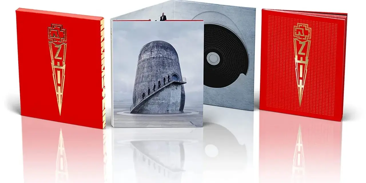 Okładki albumu Rammstein Zeit. Utwory z tego albumu to mroczna podróż.