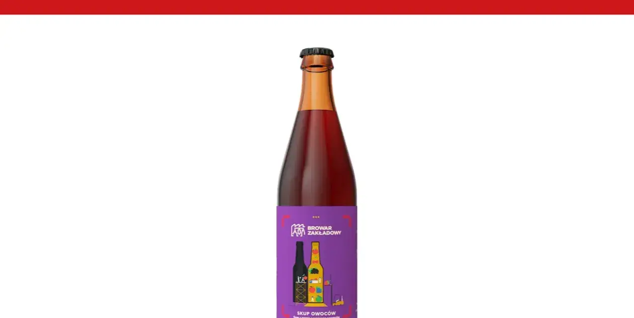 Butelka piwa z etykietą "Browar Zakładowy". Czy mogę przewieźć alkohol w bagażu podręcznym? Pamiętaj, że sprzedaż alkoholu osobom poniżej 18 lat jest przestępstwem.