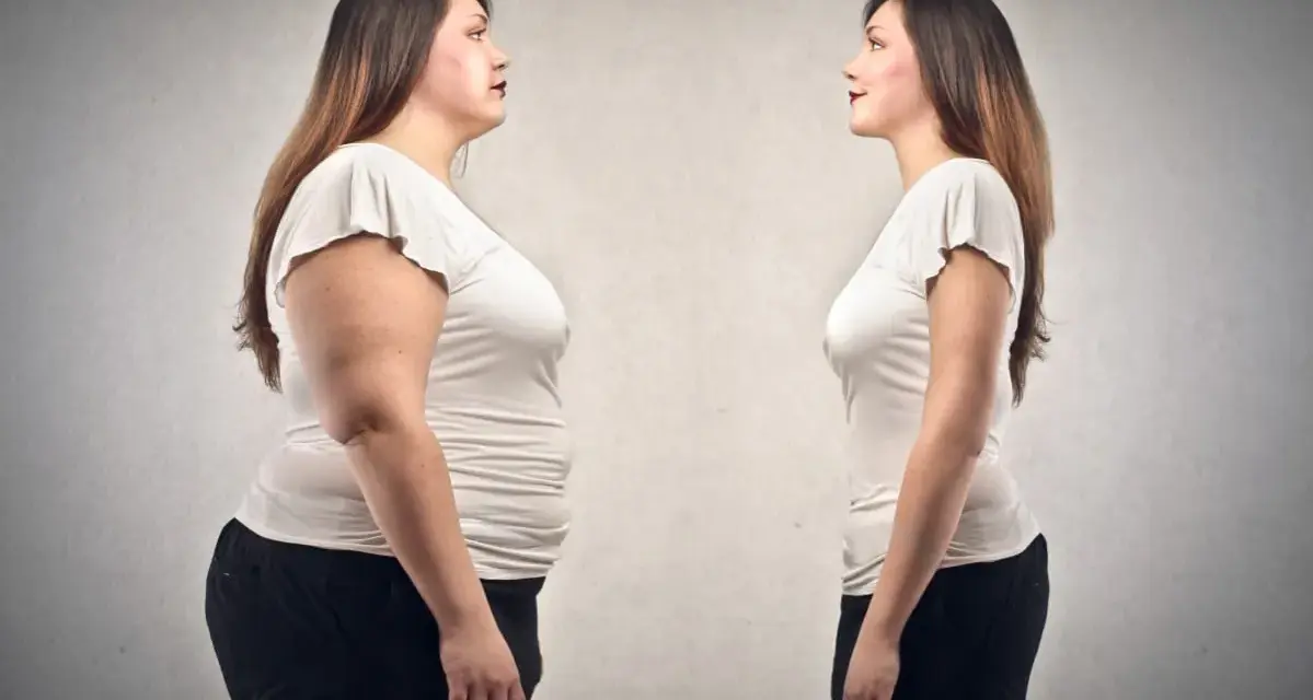 Kobieta przed i po odchudzeniu. Zastanawiasz się, jak schudnąć 5 kg? Ta metamorfoza pokazuje, że to możliwe!