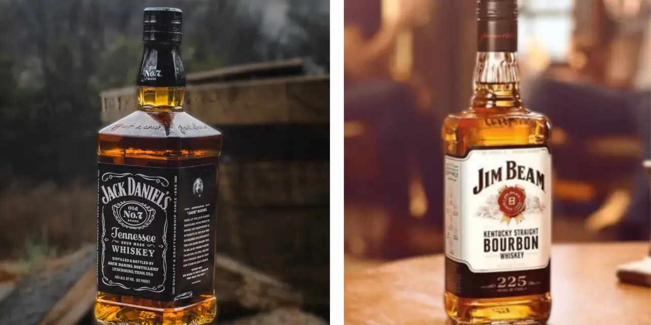 Dwie butelki whiskey: Jack Daniel's Tennessee Whiskey i Jim Beam Bourbon. Którą wybierasz?