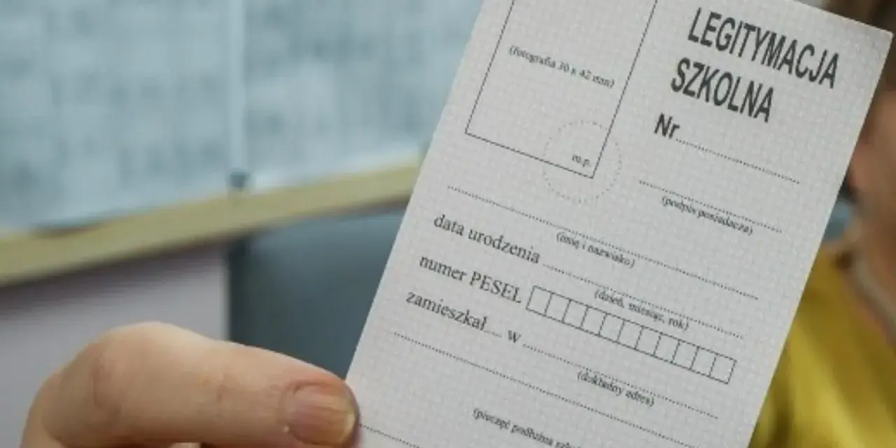 Twoja legitymacja szkolna: Czy to dowód tożsamości? Ekspert wyjaśnia