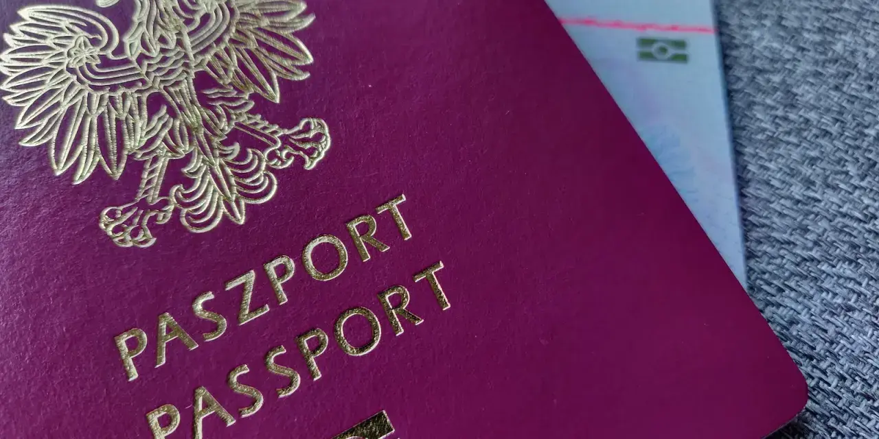 Czy mam paszport biometryczny? Oto jak go łatwo rozpoznać