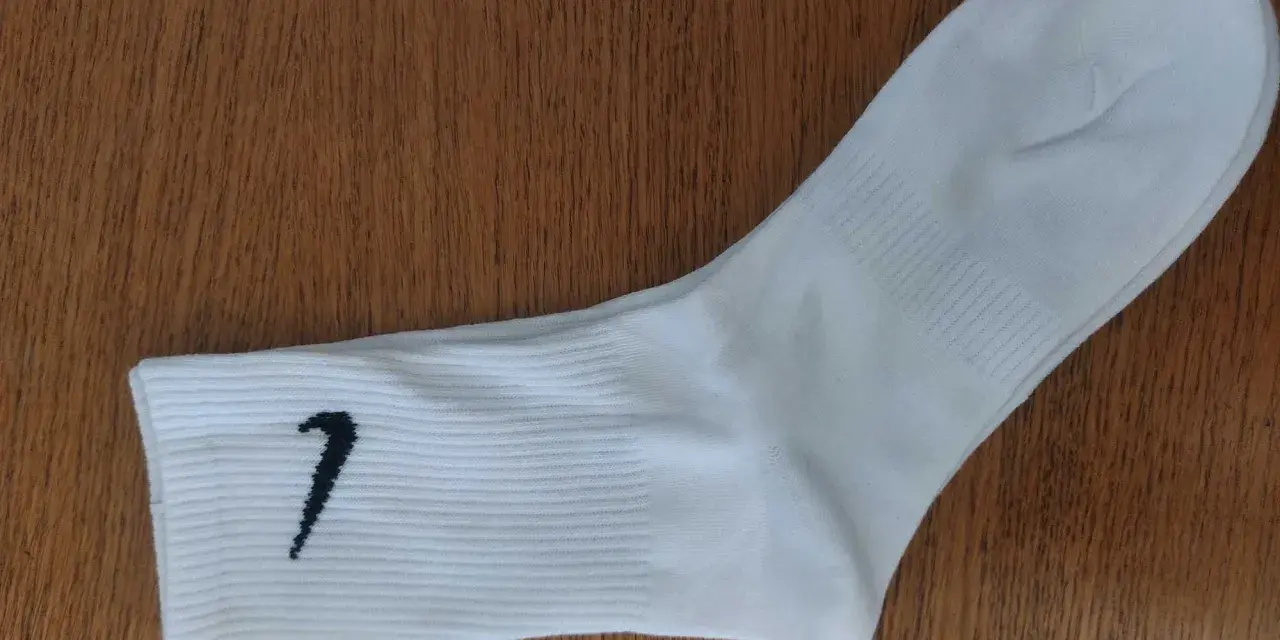 Ile kosztują skarpetki Nike? Sprawdź najniższe ceny i promocje