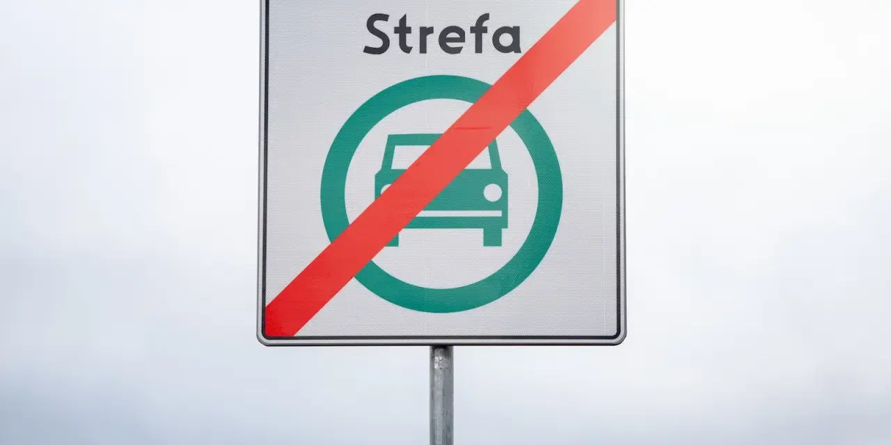 Koniec strefy czystego transportu, zgodnej z normami Euro.
