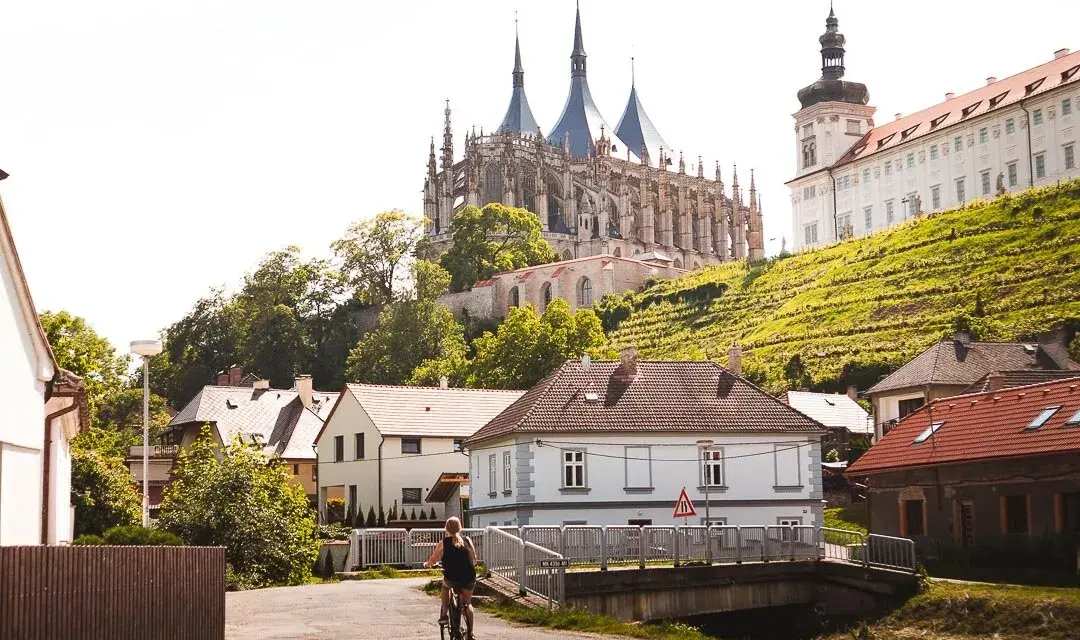 Kutná Hora: Przewodnik po atrakcjach, biletach i dojeździe