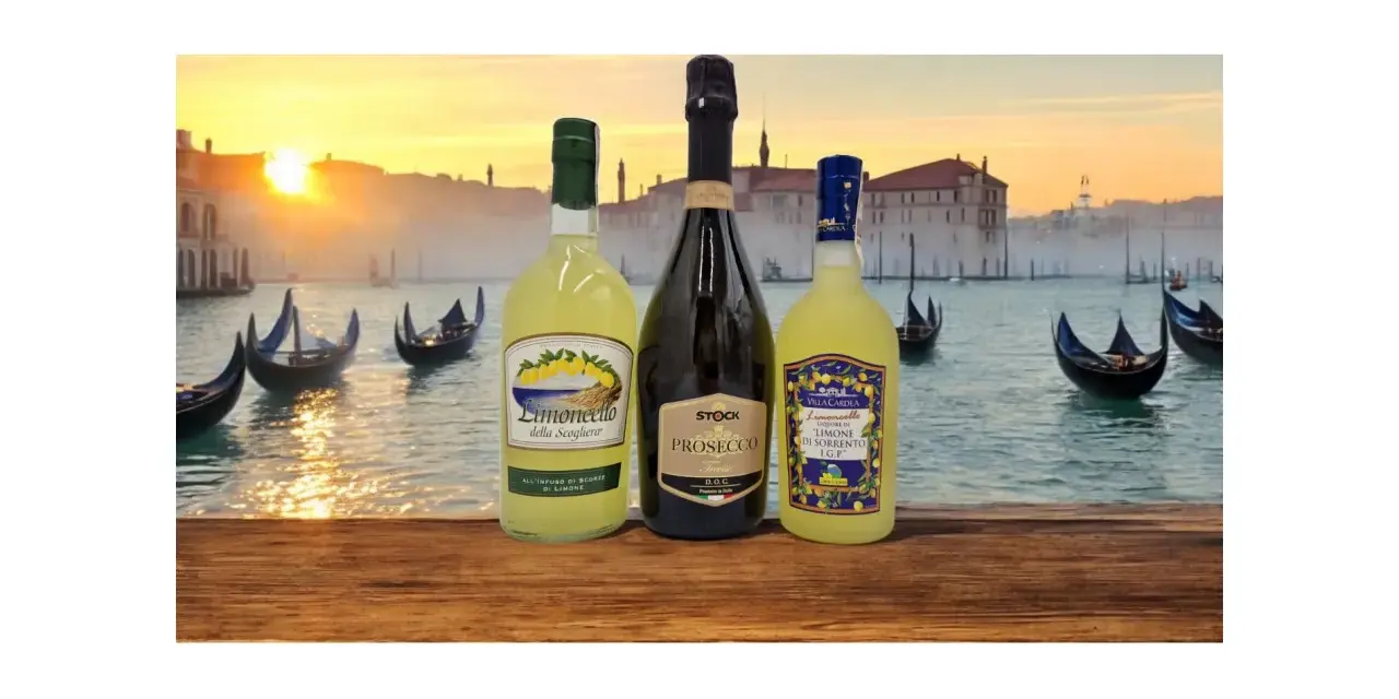 Weneckie gondole i zachód słońca tworzą tło dla butelek limoncello i prosecco, idealnych na orzeźwiający limoncello spritz.