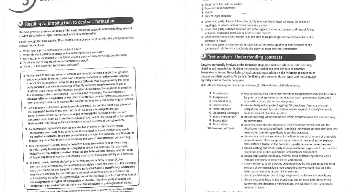 Stasiek z piosenki Grzesiuka, jak widać na zdjęciu, to prawnik, który zajmuje się umowami.