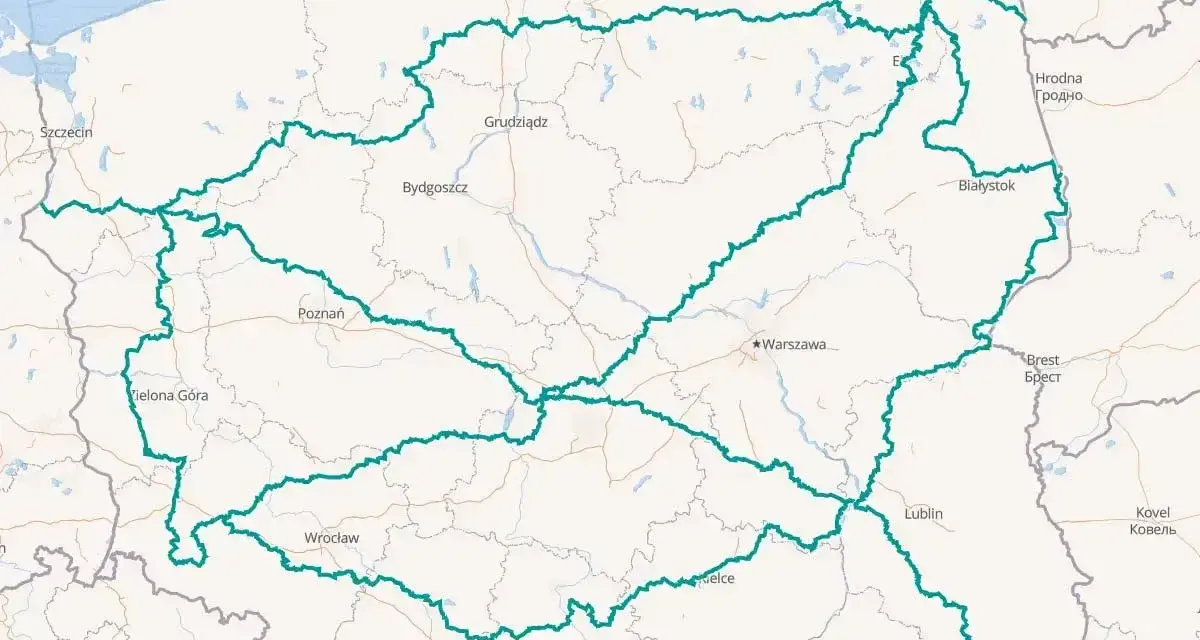 Mapa Polski z zaznaczonymi trasami motocyklowymi, obejmującymi region lubelski i inne części kraju.