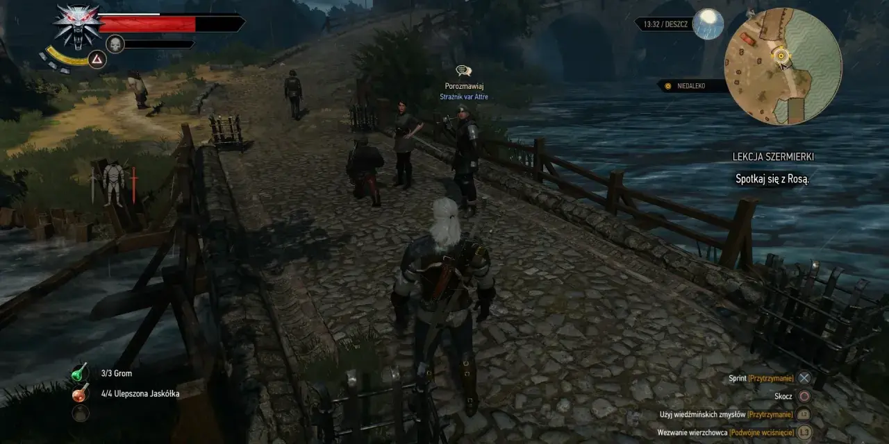 Geralt na moście w Novigradzie, przygotowuje się do lekcji szermierki z Rosą.