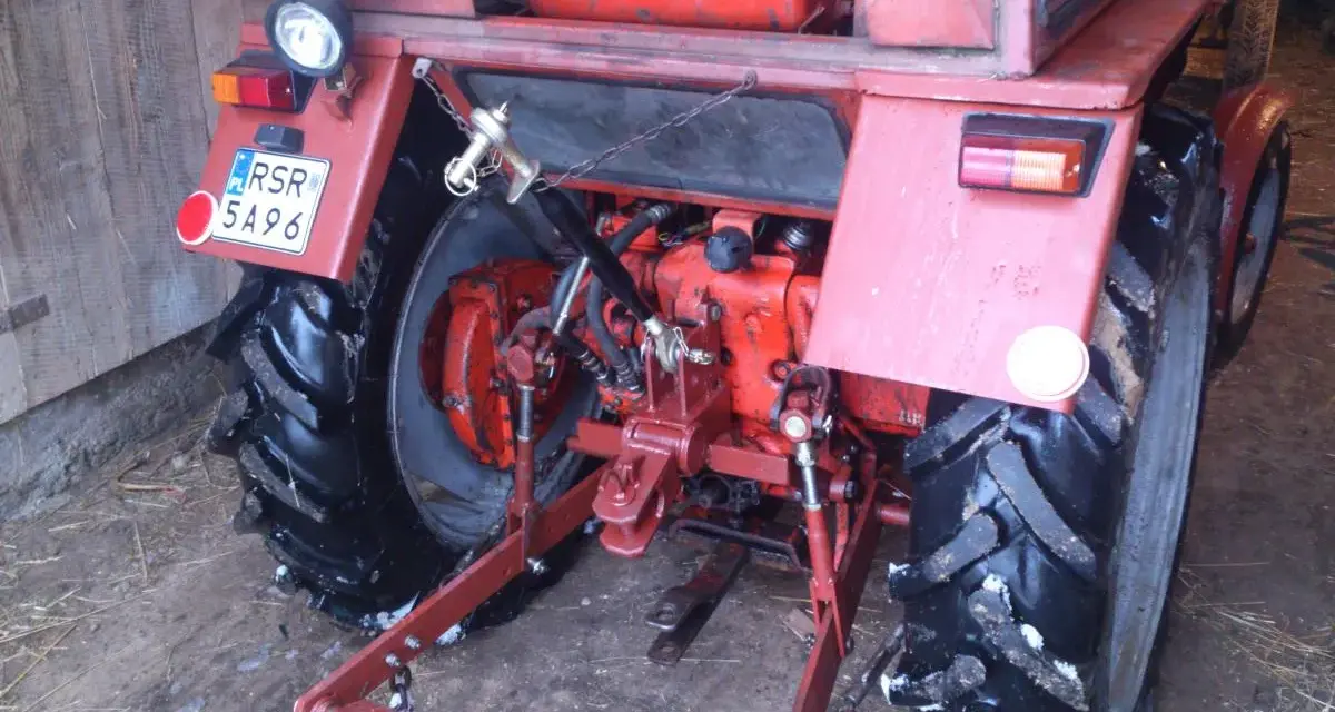 Zaczep do T-25 DIY: Zbuduj solidny i bezpieczny krok po kroku