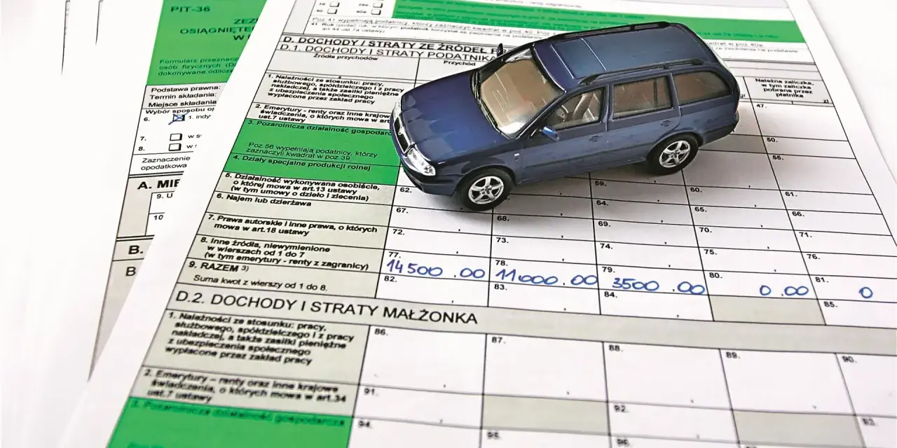 Rozliczenie podatkowe po sprzedaży auta: wypełnij formularz PIT, wpisując dochód ze sprzedaży pojazdu.