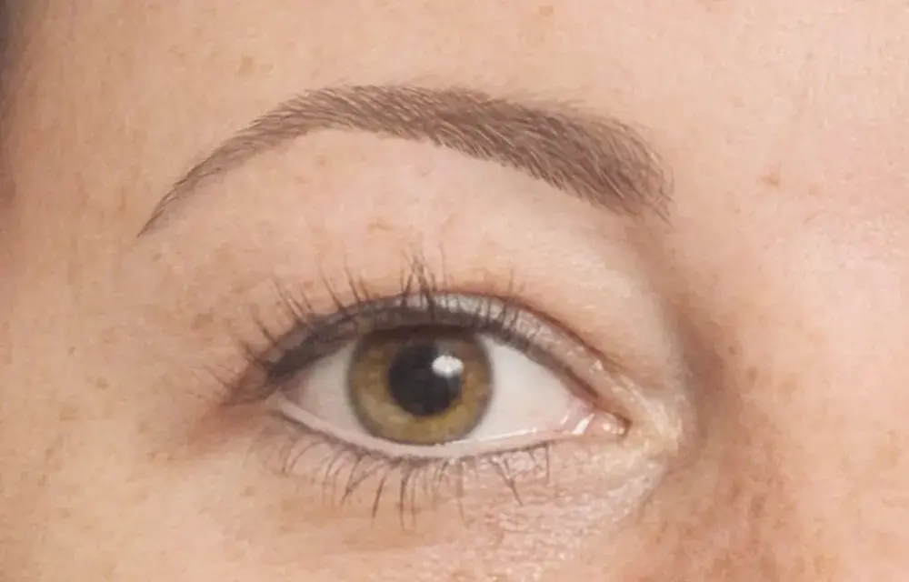 Permanent Make-up Augenbrauen Härchentechnik: Natürliche Schönheit ohne Kompromisse