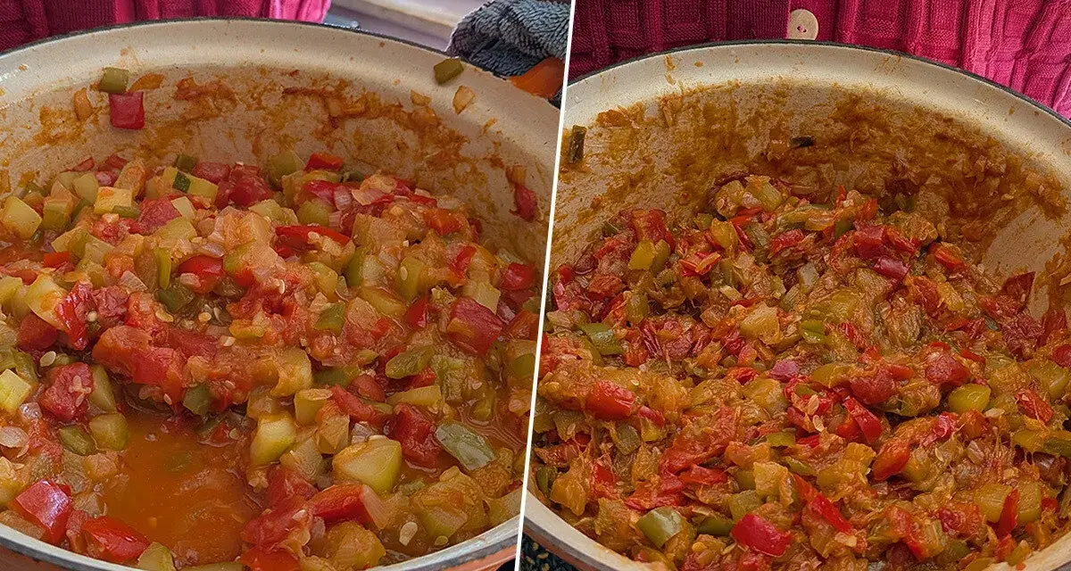 Dos cazuelas de pisto murciano: una con aspecto aguado y otra con la textura perfecta y dorada.