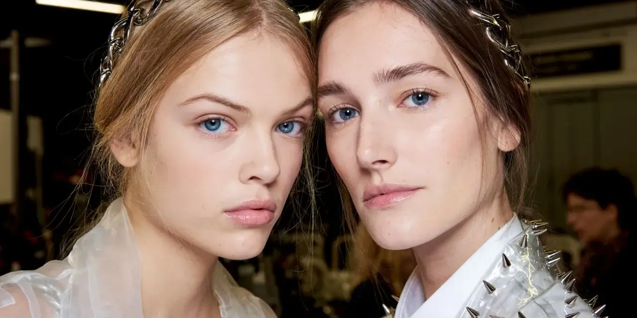 Haus des Geldes Make-up: Ikonische Looks nachschminken Ihr Tutorial