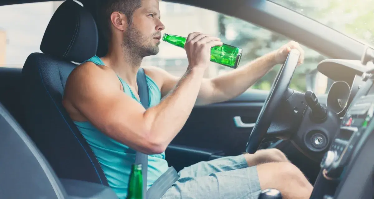 Ile alkoholu do Izraela? Dokładne limity i jak uniknąć kar