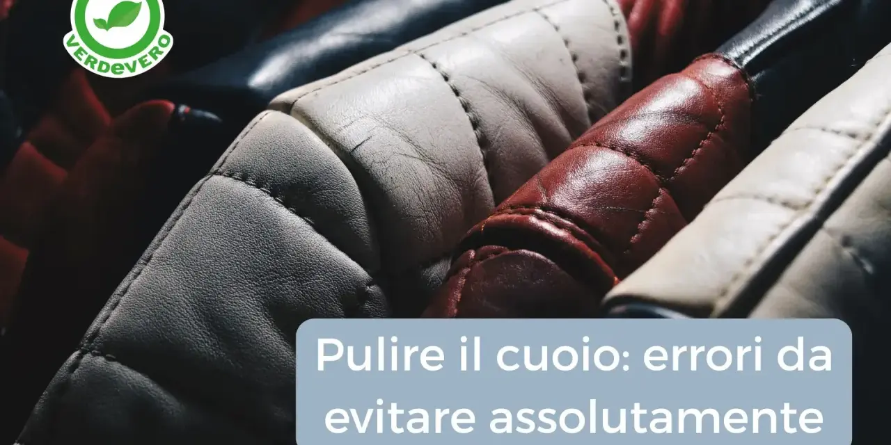 Dettagli di borse in pelle trapuntata di vari colori. Impara come pulire una borsa di pelle evitando errori comuni.