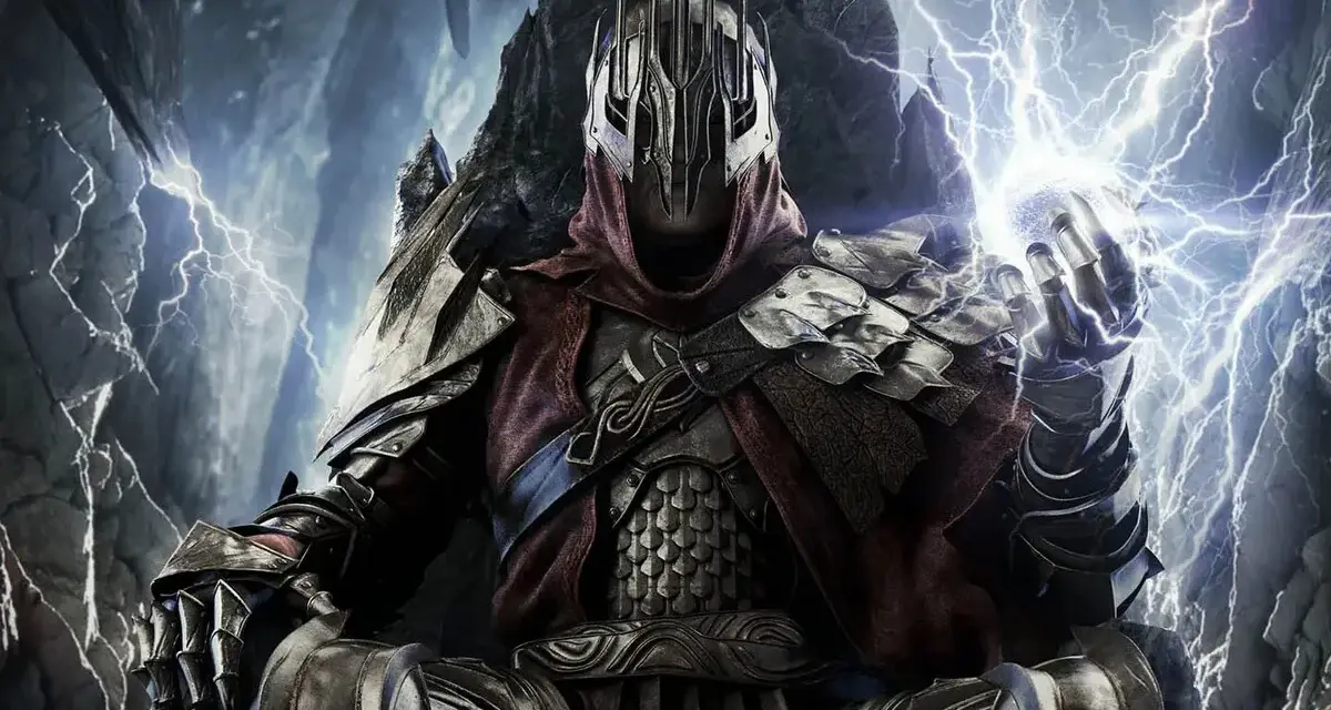 Un guerrero con armadura oscura y casco con cresta, rodeado de relámpagos, evoca la intensidad de "El Señor de los Anillos: La Guerra del Norte" para PC.