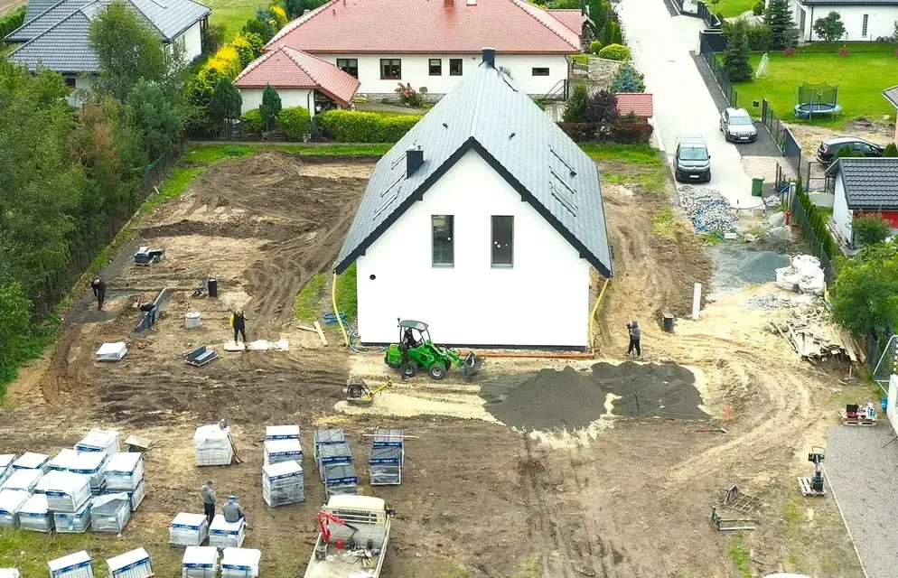 Jak zrobić betonowy podjazd - uniknij najczęstszych błędów i kosztów