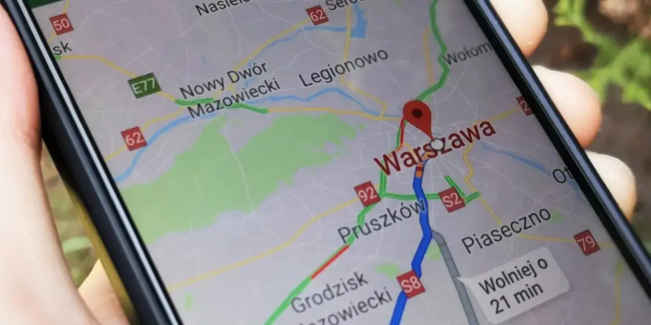 Jak zaktualizować mapy Google i uniknąć problemów z nawigacją