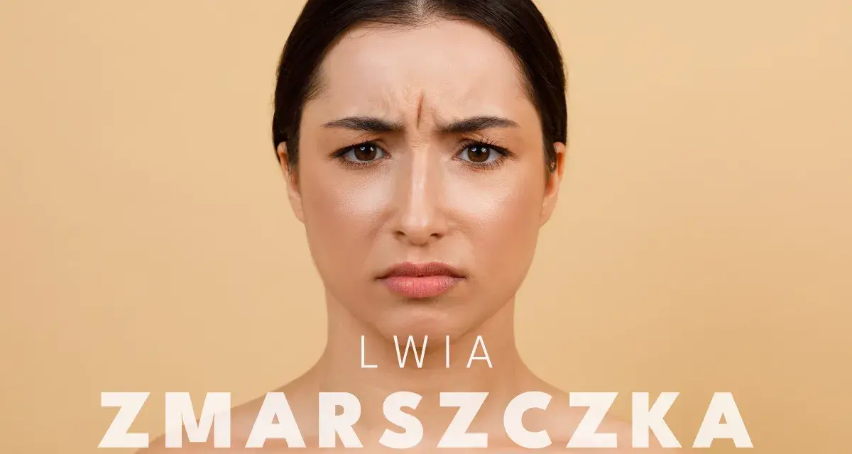 Kobieta z wyraźną lwia zmarszczka między brwiami, zamyślona.