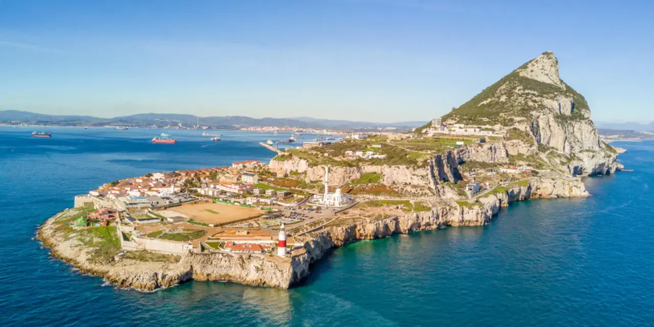 Gibraltar dowód czy paszport – co naprawdę musisz wiedzieć?