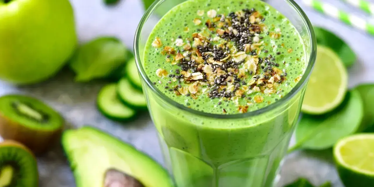 Koktajl z awokado: Przepisy, korzyści i sekrety idealnego smoothie