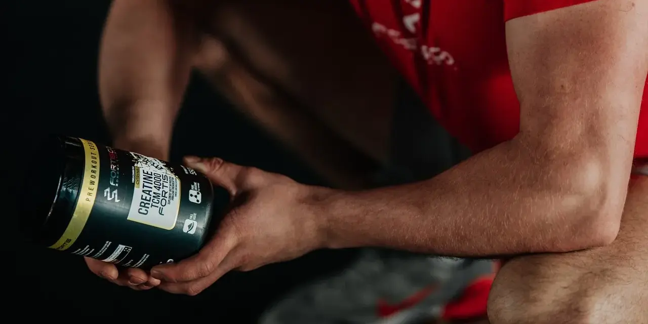 Najlepsze odżywki na crossfit, które poprawią Twoją wydajność i regenerację