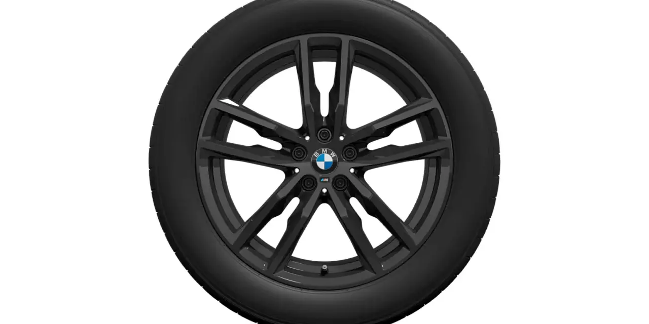 Cerchi BMW 19 M Sport originali, neri, con design a 5 razze sdoppiate e logo M.