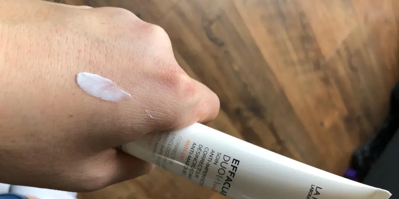 Effaclar Duo+ SPF30: Czy to hit dla cery trądzikowej z przebarwieniami?