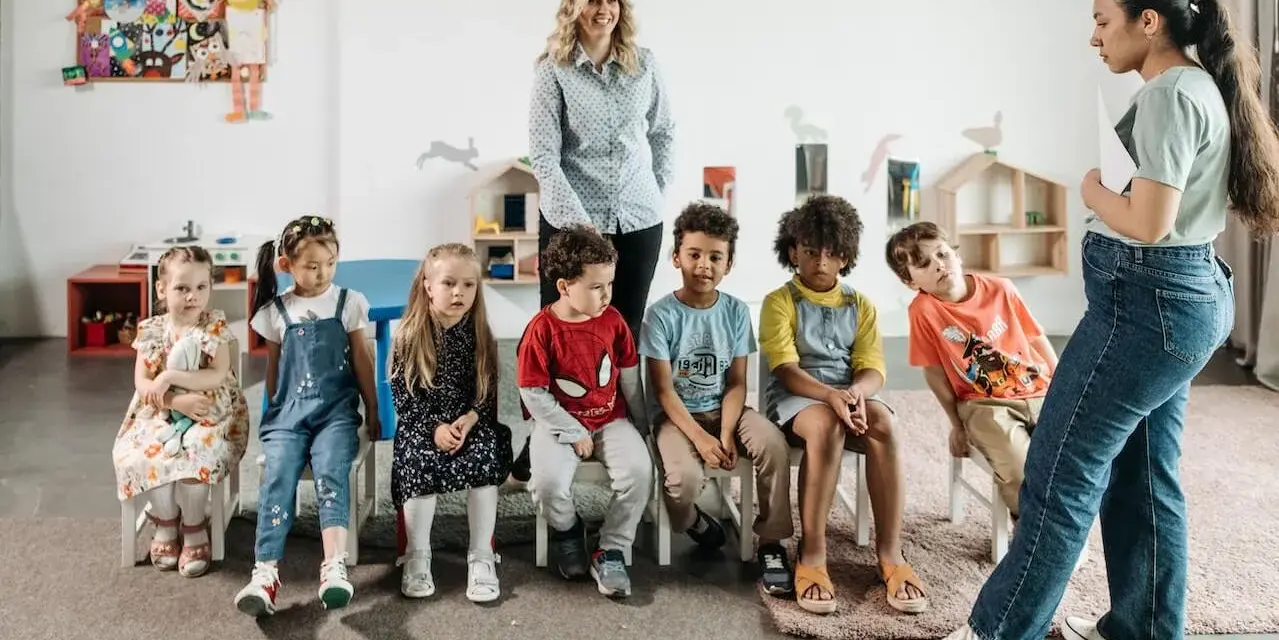 Ile można zarobić na przedszkolu? Zaskakujące fakty o wynagrodzeniach