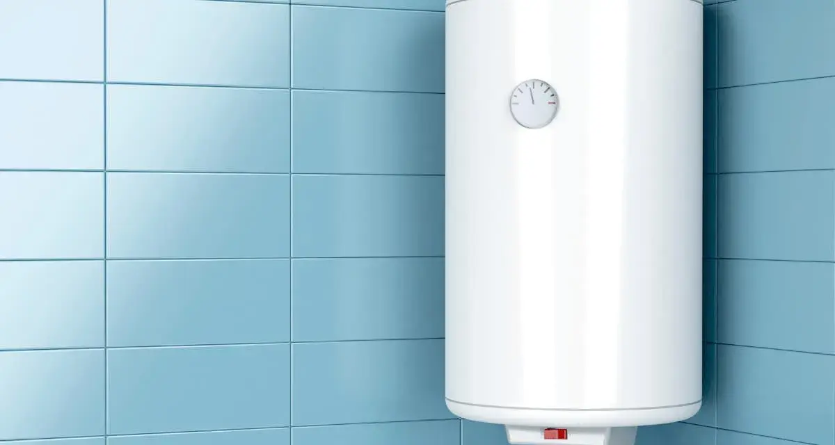 Scaldabagno bianco su parete piastrellata azzurra. Potrebbe essere necessario uno smaltimento caldaia superbonus per questo modello obsoleto.