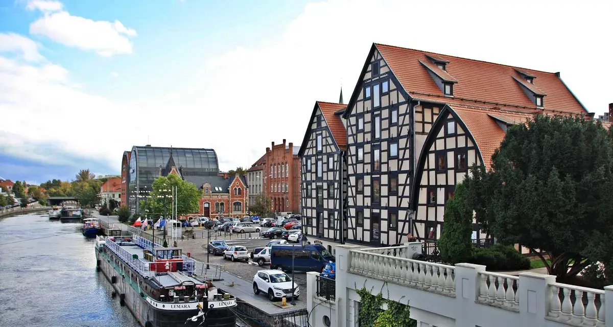 Bydgoszcz nad morze: Jak dotrzeć w 1,5h? Wybierz idealne miejsce