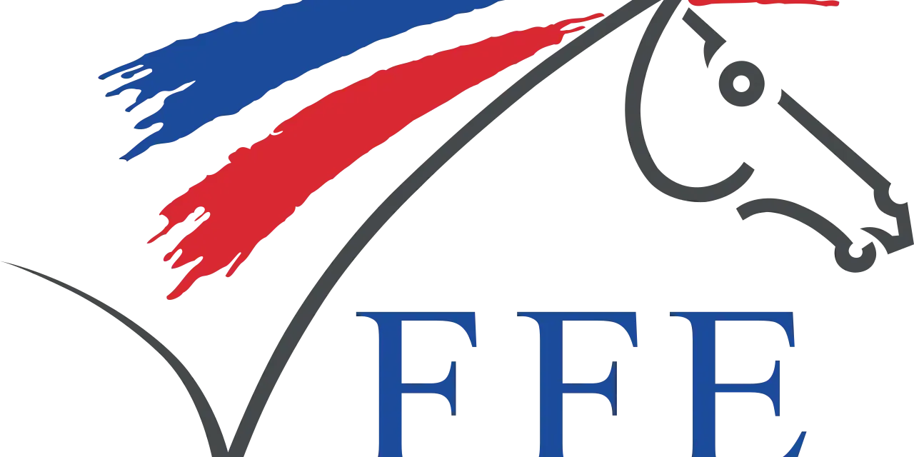 Logo de la fédération d'équitation : un cheval stylisé aux couleurs de la France, avec les lettres FFE.