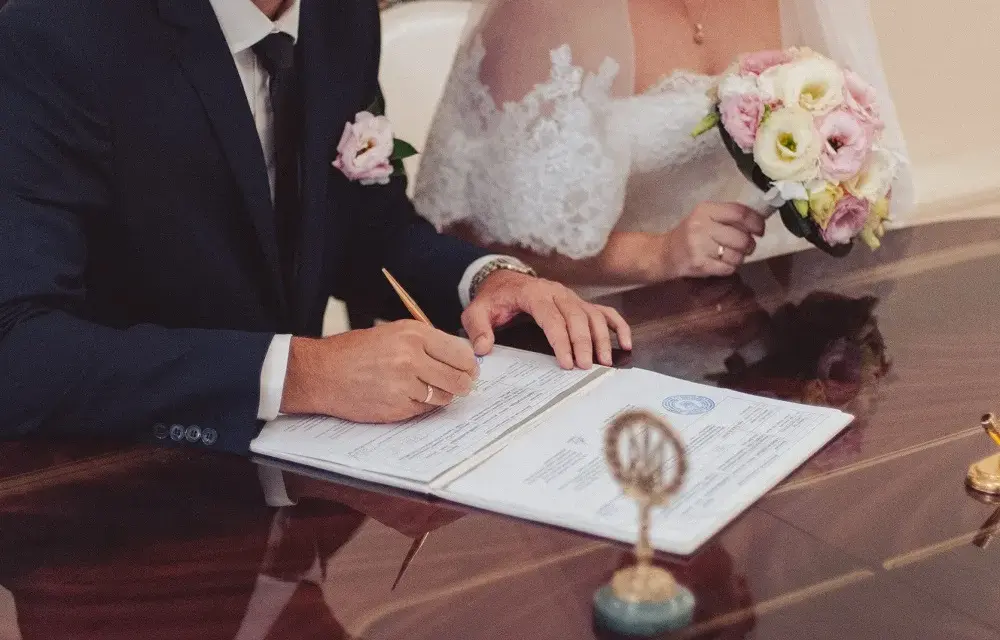 Co potrzebne do ślubu cywilnego? Kluczowe dokumenty i formalności