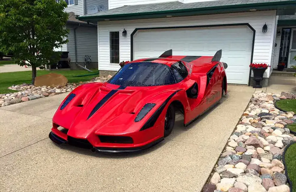 Jak wygląda Ferrari Enzo? Zaskakujące detale i unikalny design