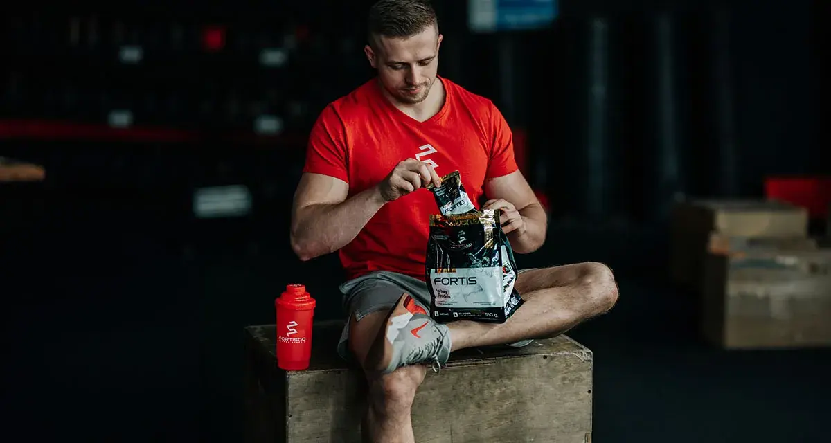 Jakie białko na redukcji pomoże zachować masę mięśniową?