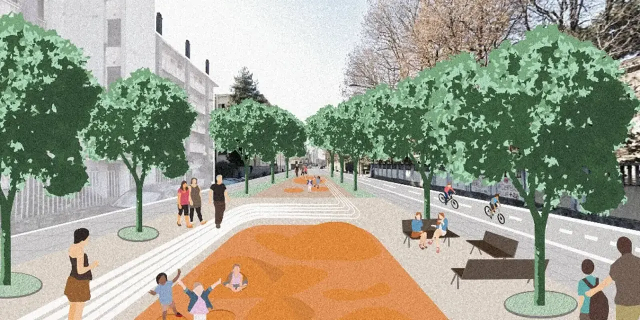 Un'area pedonale vivace, con bambini che giocano e persone che passeggiano, simbolo di **rigenerazione urbana** e spazi verdi ritrovati.