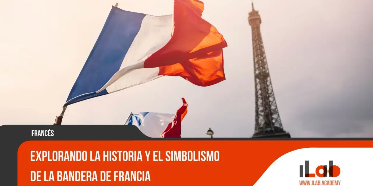 Banderas de Francia ondeando con la Torre Eiffel al fondo. El color de Francia, azul, blanco y rojo, simboliza libertad, igualdad y fraternidad.