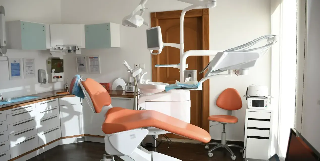 Nowoczesna stomatologia w Lublinie – jakie technologie naprawdę poprawiają komfort leczenia?
