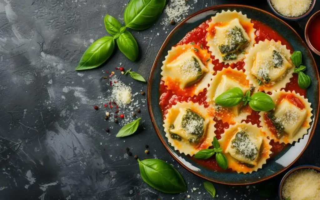 Czym polać tortellini, aby zaskoczyć smakiem i zachwycić gości