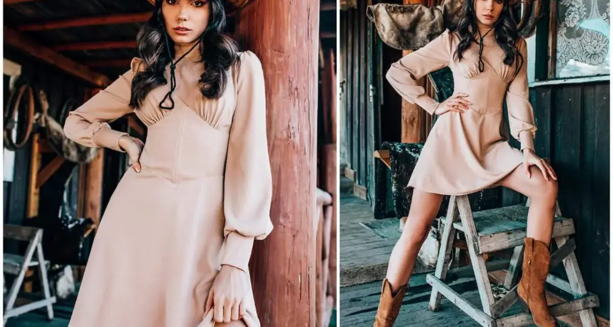 Kobieta w kapeluszu kowbojskim i beżowej sukience prezentuje stylizacje w stylu country. Uzupełniają je brązowe kowbojki.