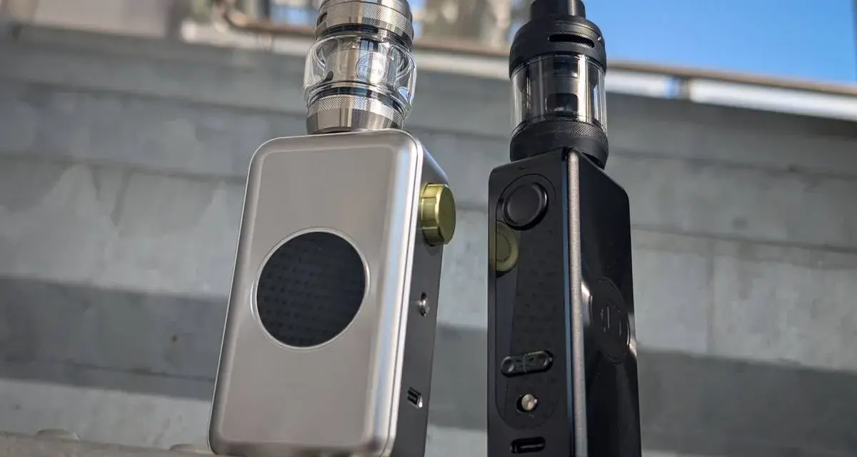Dos vaporizadores, uno plateado y otro negro, con tanques GTX Tank 22.