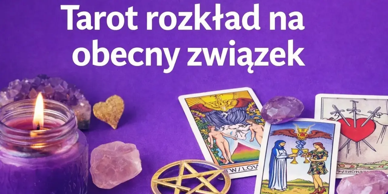 Tarot rozkład na obecny związek. Świeca, kryształy i karty tarota, w tym Trzy Miecze, tworzą mistyczną atmosferę.