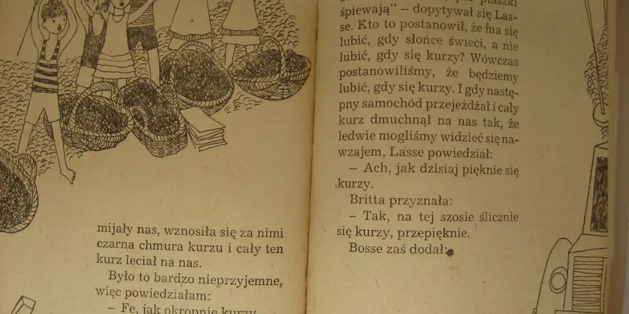 Dzieci z Bullerbyn zbierają wiśnie. Lasse pyta, dlaczego nie lubią kurzu, gdy samochód jedzie.
